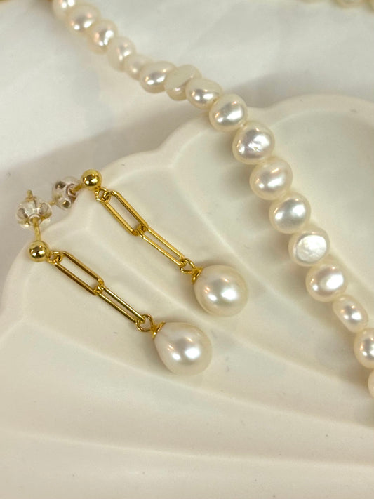 Gold Chain & Pearl Dangle Earrings