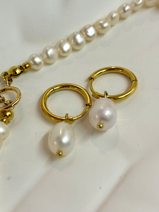 Small Hoop Earrings with Freshwater Pearl Charm