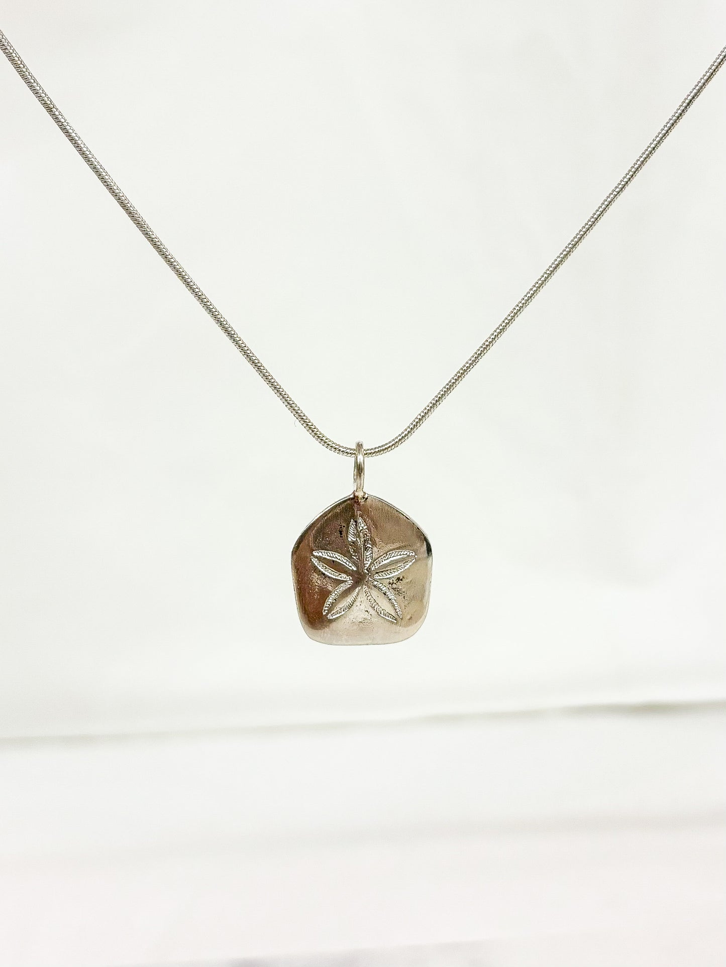 Sand Dollar Necklace – Sterling Silver & 22k Gold Plated